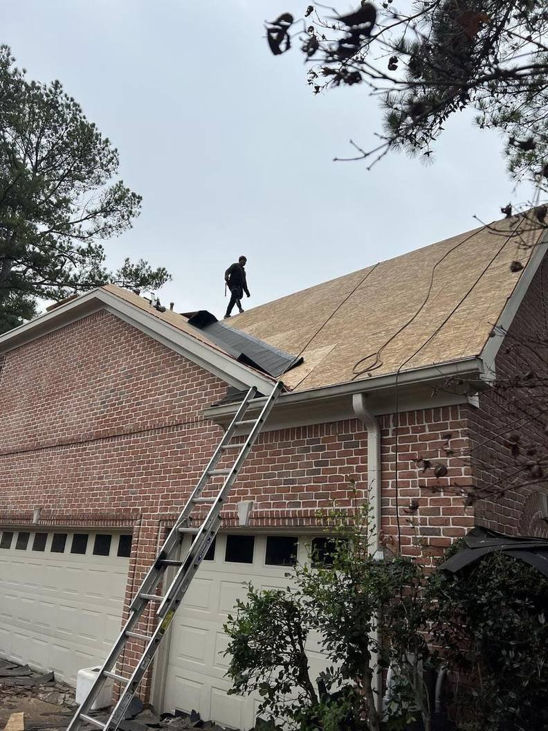 Roof replacement DeSoto County MS
